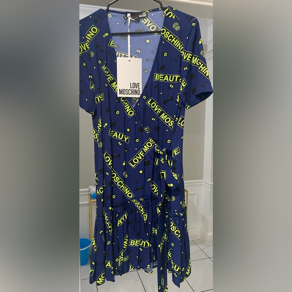 Moshino envelope dress.